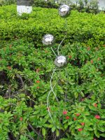 Garden Stainless Steel Decoration - 3 x Spheres on Spiral Sticks