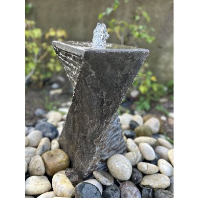 Black Twist Limestone (40x20x20)