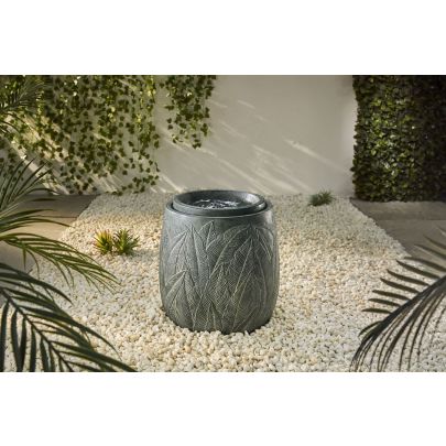 Whirlpool Modern Water Feature