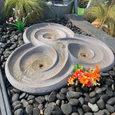 Dropa Stone Contemporary Solar Water Feature