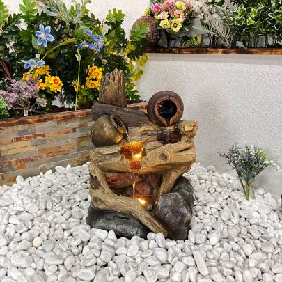 Pouring Jugs Traditional Solar Water Feature