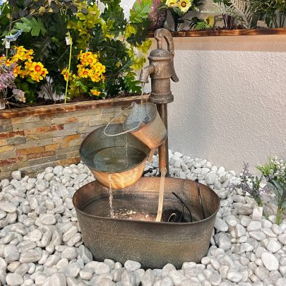 Bermuda New Orleans Modern Metal Water Feature