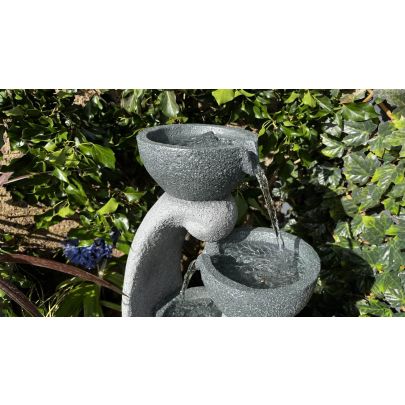 Salem Contemporary Water Feature
